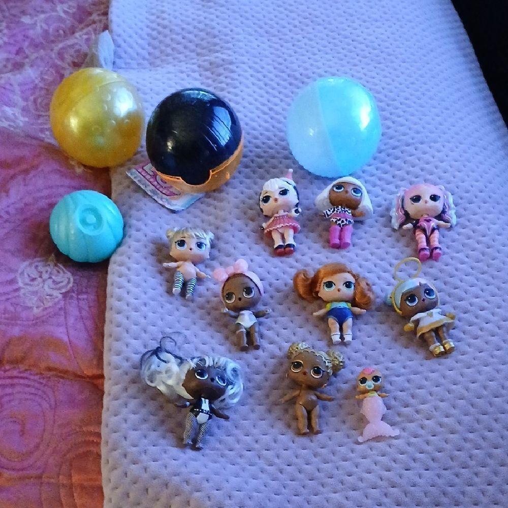 L.O.L. Surprise! Dolls Set with Accessories